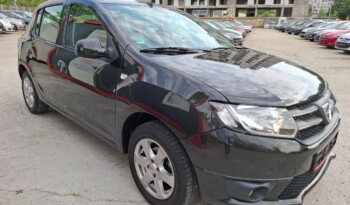 
									DACIA SANDERO 0.9 TCE LAUREATE 2013 full								