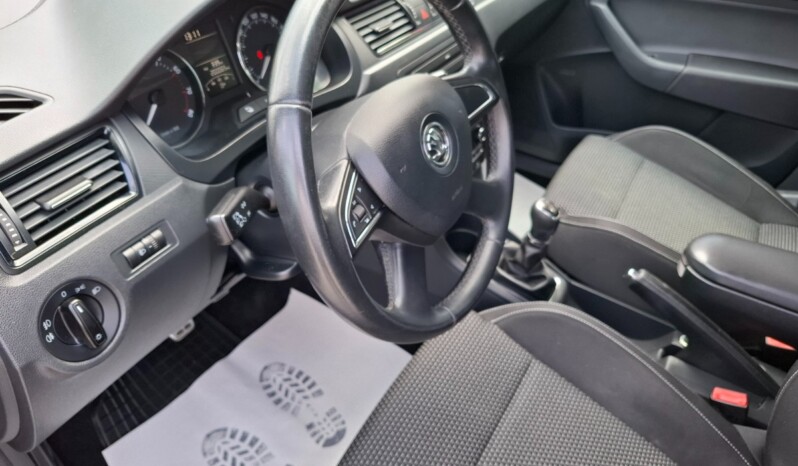 
								SKODA RAPID 1.2 TSI AMBITION 2013 full									