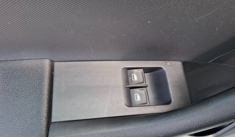
								SKODA RAPID 1.2 TSI AMBITION 2013 full									