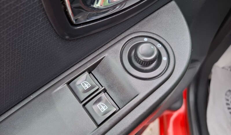 
								RENAULT CLIO 1.5 DCI LIFE 2015 full									