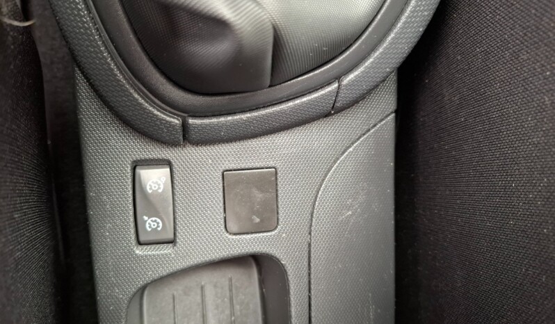 
								RENAULT CLIO 1.5 DCI LIFE 2015 full									