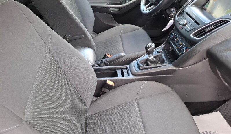 
								FORD FOCUS 1.5 TDCI BUSSINES 2016 EURO 6 full									