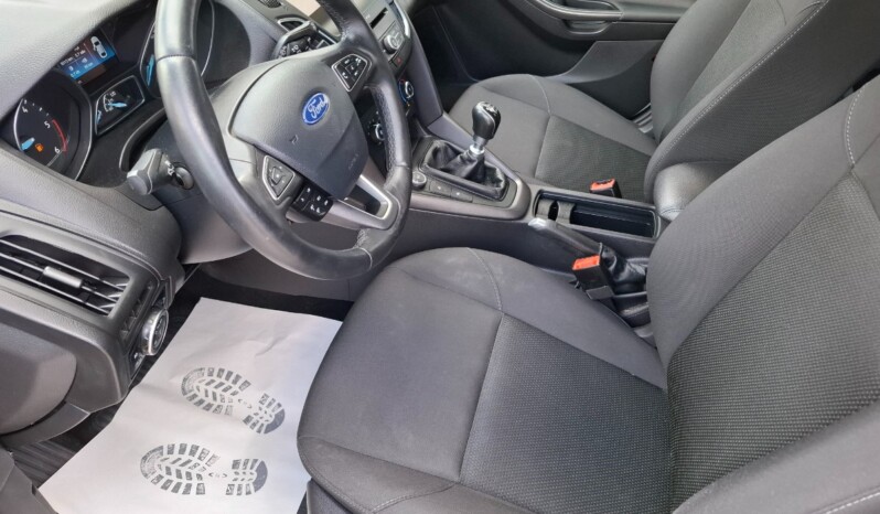 
								FORD FOCUS 1.5 TDCI BUSSINES 2016 EURO 6 full									