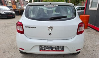 
									DACIA SANDERO 0.9 TCE LAUREATE 2015 full								