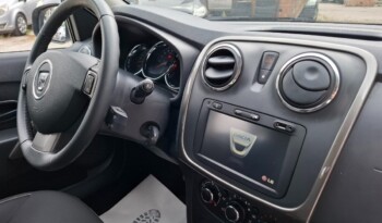 
									DACIA SANDERO 0.9 TCE LAUREATE 2015 full								
