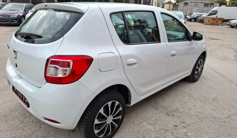 
								DACIA SANDERO 0.9 TCE LAUREATE 2015 full									