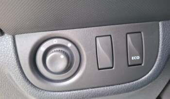 
									DACIA SANDERO 0.9 TCE LAUREATE 2015 full								
