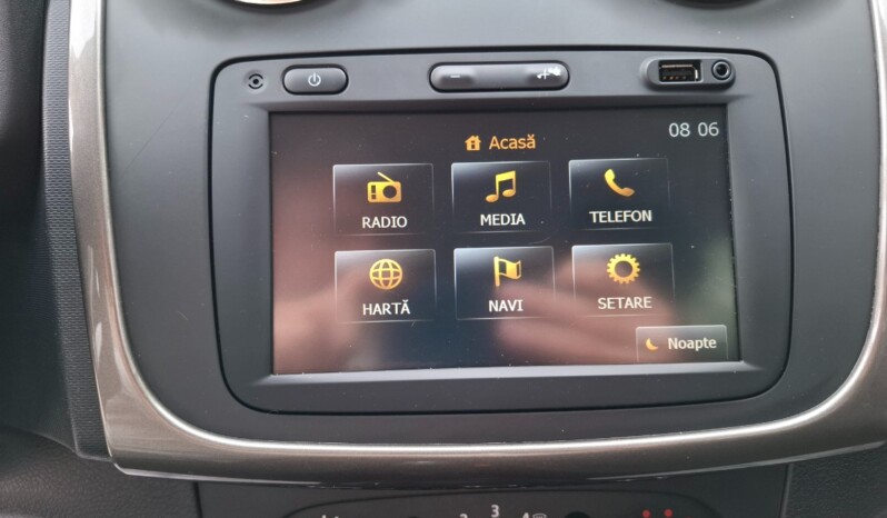 
								DACIA SANDERO 0.9 TCE LAUREATE 2015 full									