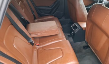 
									AUDI A4 2.0 TDI ATTRACTION 2011 / 2012 full								