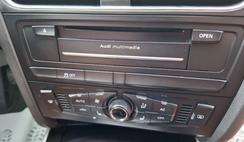 
								AUDI A4 2.0 TDI ATTRACTION 2011 / 2012 full									