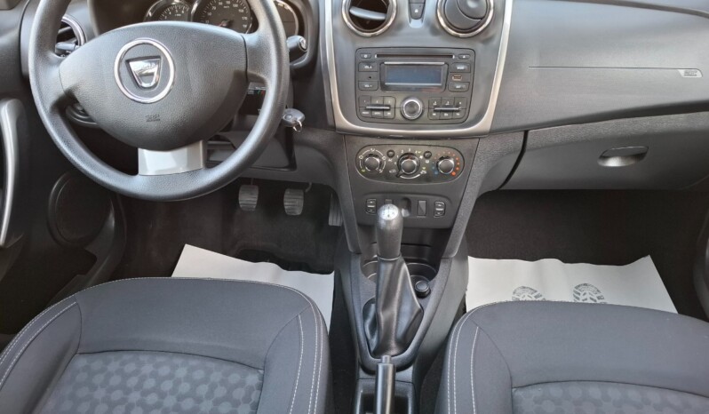 
								DACIA SANDERO 1.2 LAUREATE 2013 full									