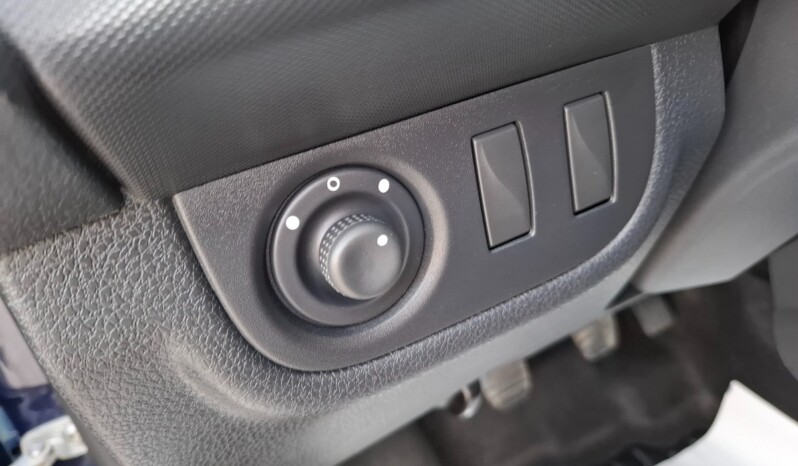 
								DACIA SANDERO 1.2 LAUREATE 2013 full									