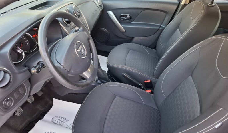 
								DACIA SANDERO 1.2 LAUREATE 2013 full									
