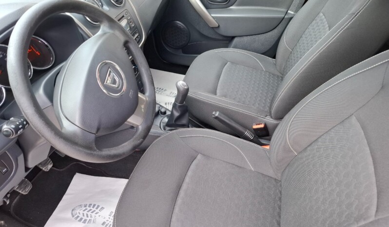 
								DACIA SANDERO 1.5 DCI LAUREATE 2013 full									