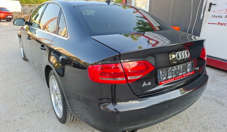 
								AUDI A4 2.0 TDI BUSINESS 2011 / 2012 full									