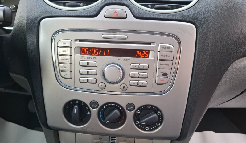
								FORD FOCUS 1.6 I TREND 2010 EURO 5 full									