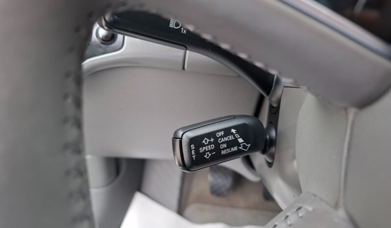 
AUDI A4 2.0 TDI ATTRACTION 2009 / 2010 EURO 5 full									