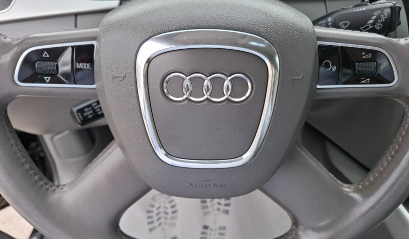 
AUDI A4 2.0 TDI ATTRACTION 2009 / 2010 EURO 5 full									