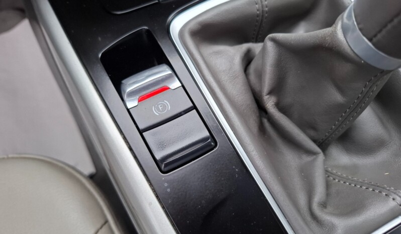 
AUDI A4 2.0 TDI ATTRACTION 2009 / 2010 EURO 5 full									