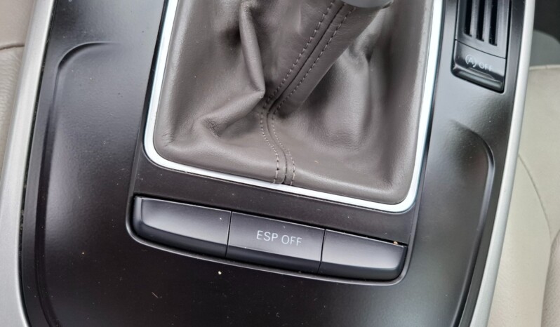 
AUDI A4 2.0 TDI ATTRACTION 2009 / 2010 EURO 5 full									