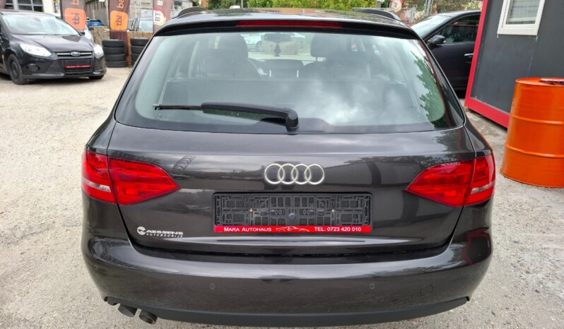 
AUDI A4 2.0 TDI ATTRACTION 2009 / 2010 EURO 5 full									