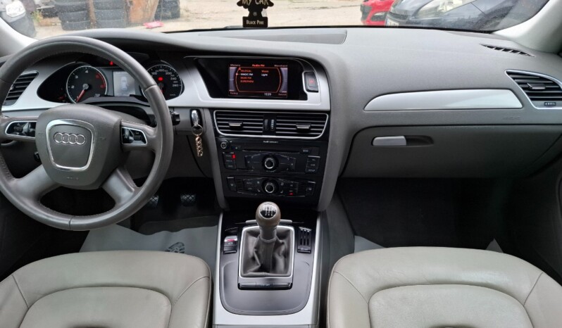 
AUDI A4 2.0 TDI ATTRACTION 2009 / 2010 EURO 5 full									