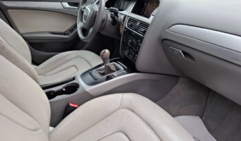 
AUDI A4 2.0 TDI ATTRACTION 2009 / 2010 EURO 5 full								