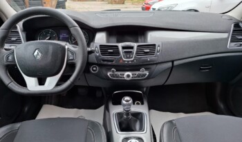 
									RENAULT LAGUNA 2.0 DCI GT 4CONTROL 2012 full								