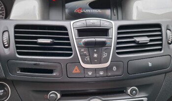 
									RENAULT LAGUNA 2.0 DCI GT 4CONTROL 2012 full								