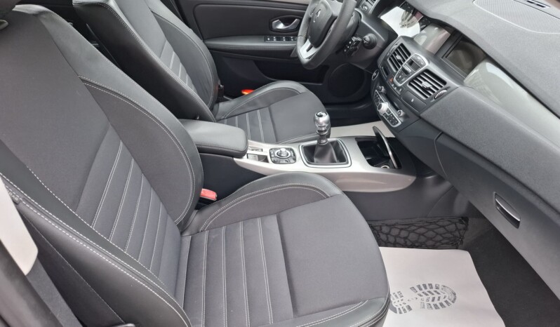 
								RENAULT LAGUNA 2.0 DCI GT 4CONTROL 2012 full									