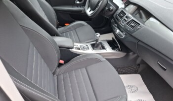 
									RENAULT LAGUNA 2.0 DCI GT 4CONTROL 2012 full								