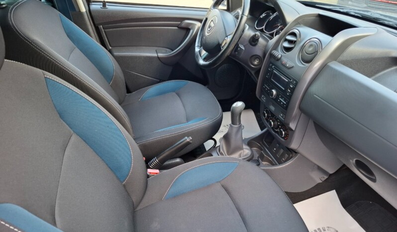 
								DACIA DUSTER 1.6 I CELEBRATION 2015 EURO 6 full									