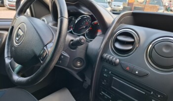 
									DACIA DUSTER 1.6 I CELEBRATION 2015 EURO 6 full								
