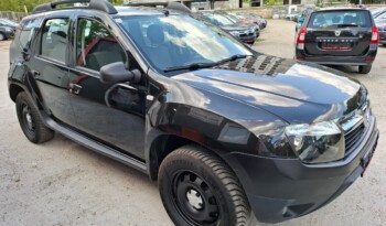
DACIA DUSTER 1.5 DCI 4X4 LAUREATE 2013 full								