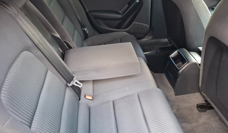 
AUDI A4 2.0 TDI ATTRACTION 2010 EURO 5 full									