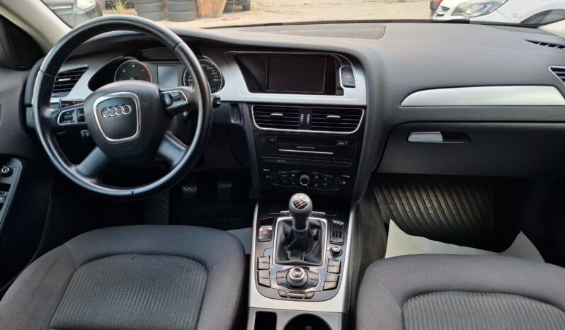 
AUDI A4 2.0 TDI ATTRACTION 2010 EURO 5 full									