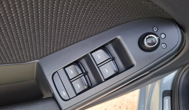 
AUDI A4 1.8 TFSI S-LINE SPORTPAKET 2011 / 2012 full									