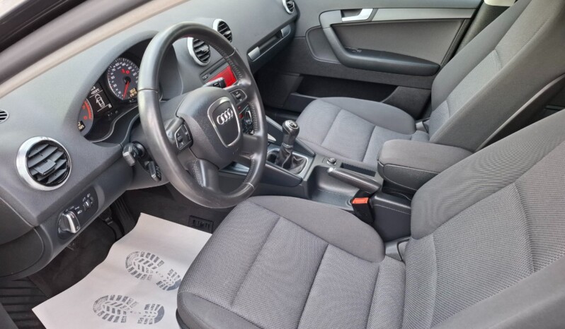 
AUDI A3 1.2 TSI ATTRACTION 2012 / 2013 full									