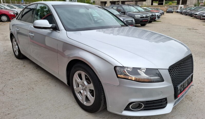 
AUDI A4 2.0 TDI AMBIENTE 2011 / 2012 full									