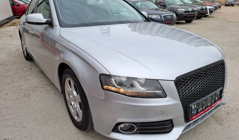 
AUDI A4 2.0 TDI AMBIENTE 2011 / 2012 full									