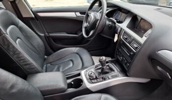 
AUDI A4 2.0 TDI AMBIENTE 2011 / 2012 full								