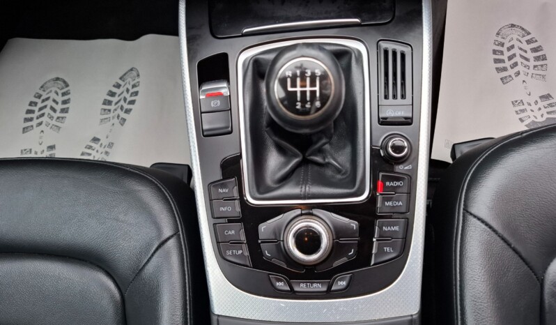 
AUDI A4 2.0 TDI AMBIENTE 2011 / 2012 full									