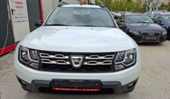 
DACIA DUSTER 1.6 I LAUREATE 2017 EURO 6 full								