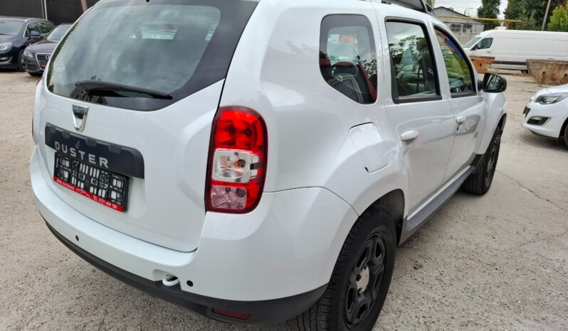 
DACIA DUSTER 1.6 I LAUREATE 2017 EURO 6 full									