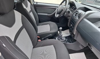 
DACIA DUSTER 1.6 I LAUREATE 2017 EURO 6 full								