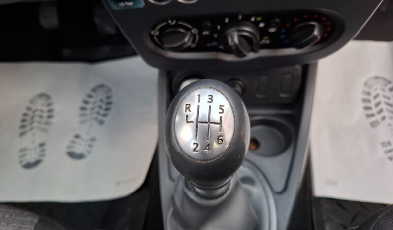 
DACIA DUSTER 1.5 DCI 4×4 AMBIANCE 2012 full									
