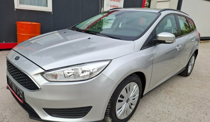 
FORD FOCUS 1.5 TDCI TREND 2015 EURO 6 full									
