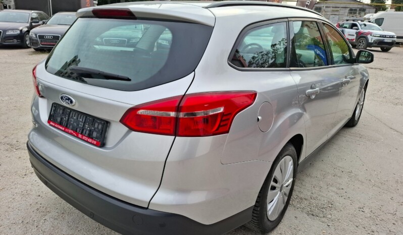 
FORD FOCUS 1.5 TDCI TREND 2015 EURO 6 full									