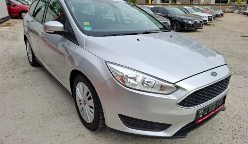 
FORD FOCUS 1.5 TDCI TREND 2015 EURO 6 full									