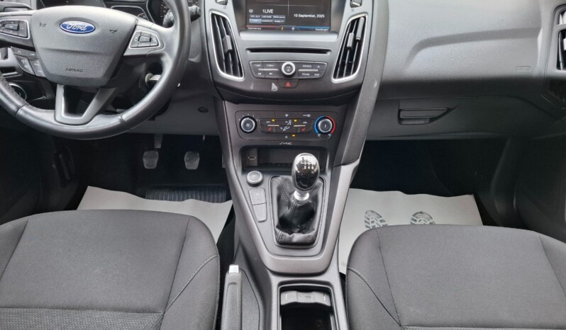 
FORD FOCUS 1.5 TDCI TREND 2015 EURO 6 full									